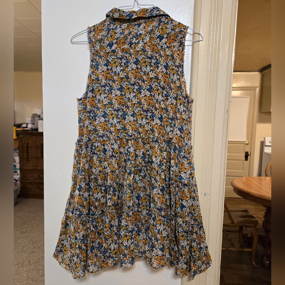 Free People After Dark "Garden" floral tunic top w/ buttons in great condition - Picture 11 of 11